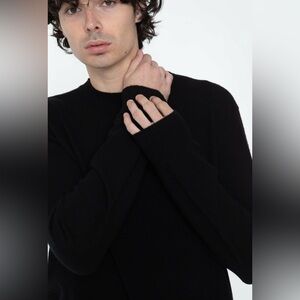 Born2Kreate BLACK CREW NECK SWEATER, cashmere, holiday sweater, gift, winter‎